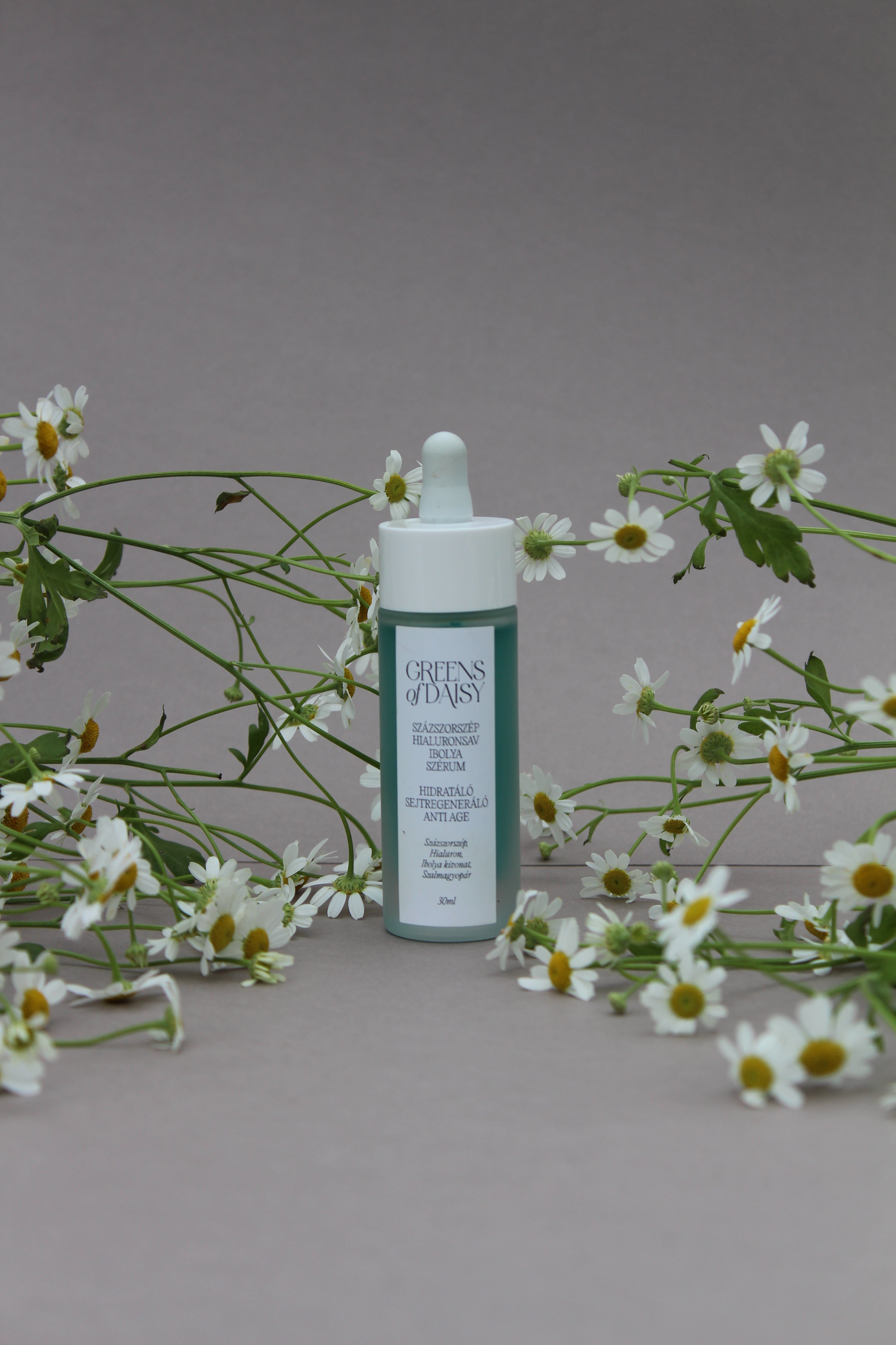 Hialuron szérum ibolya és szalmagyopár kivonattal